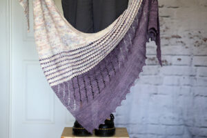 Lake Days knitting pattern by Romi Hill